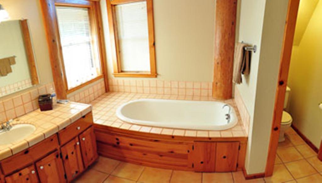 Nature'S Inn Bed And Breakfast Ahwahnee Room photo
